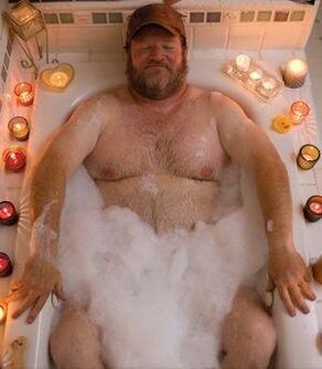 Taking an alkaline bath with soda can enlarge your penis